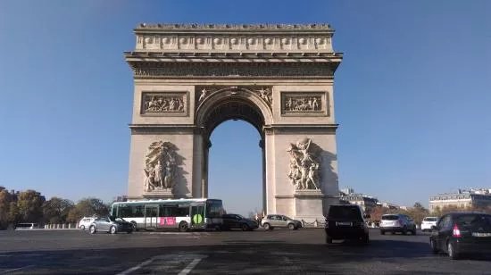 Affordable Paris Shuttle