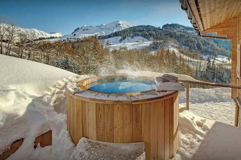 Chalet des Mômes - French Alps holiday 8p, spa & great views - OVO Network