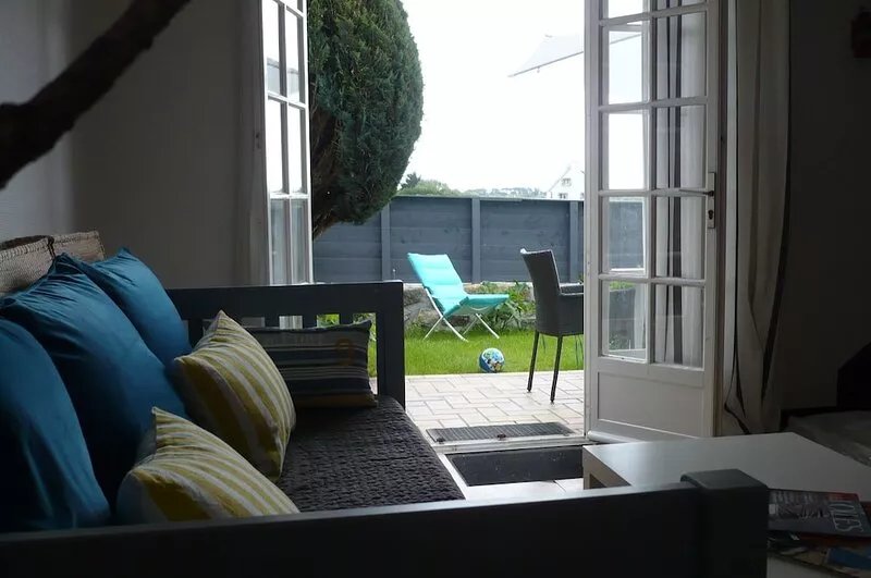 Facing Anse du Pô, your peaceful home between menhirs and beaches