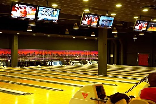 Bowling Paxton