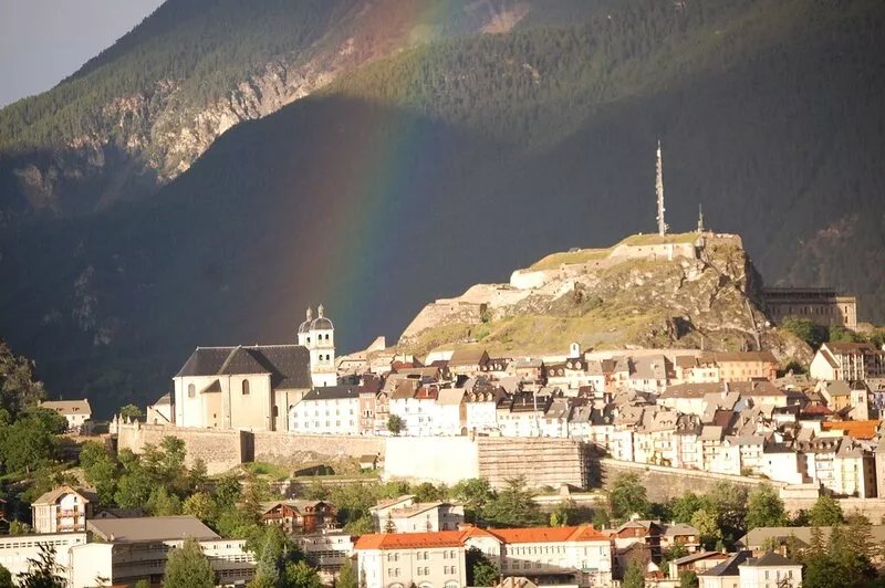 Detached house with private garden on the Serre Chevalier piste