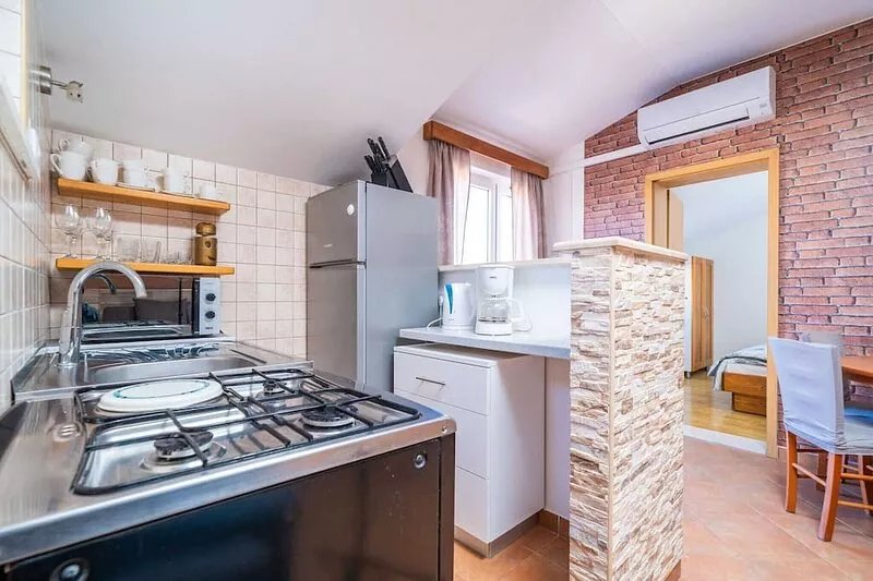 Apartments Senjo - One Bedroom Apartment with Balcony with Sea View (Apartman 1)