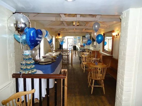 Trotters Bar
