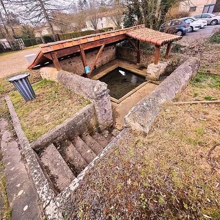 Lavoir De Fontaine Le Comte