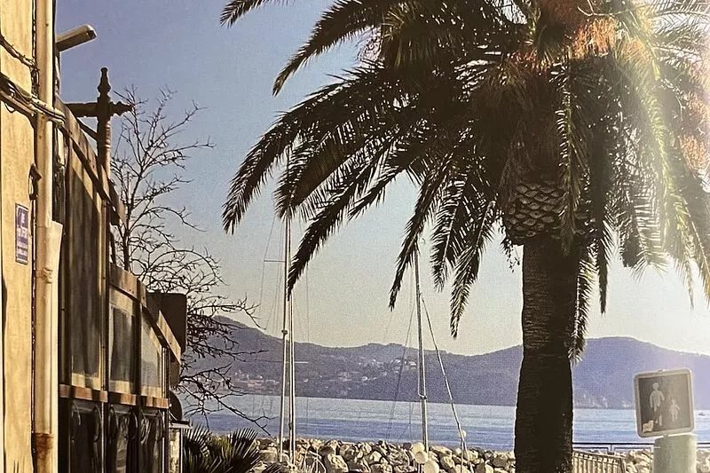 Villa 3 stars charming beautiful sea view and south facing pool.