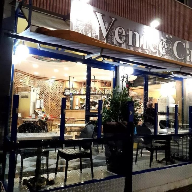 Venice Cafe