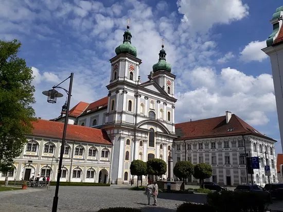 Basilica, Cistercian Monastery and Library