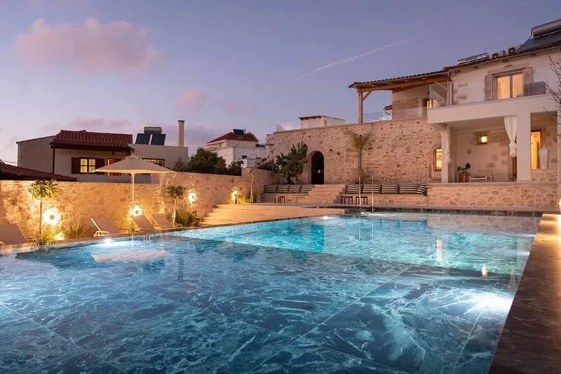 Spartacus Villa, a Countryside Bohemian Retreat