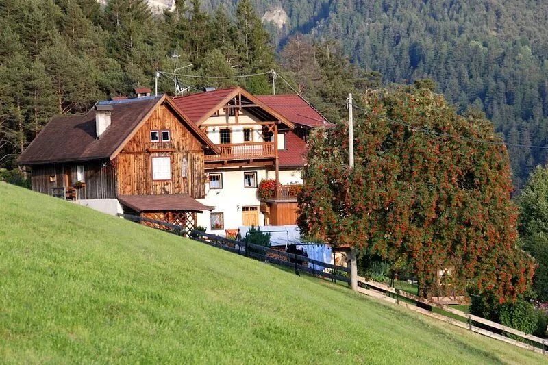 Holiday home in quiet and sunny location. Perfect for families and friends.