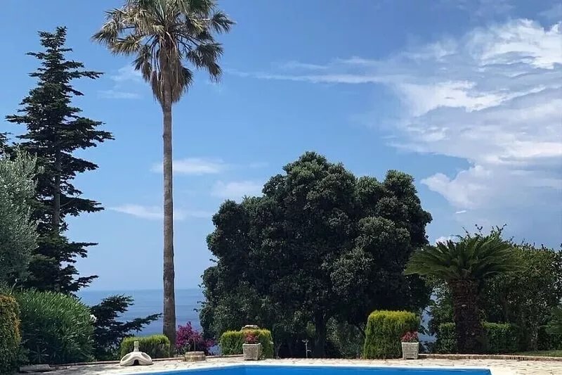 Superb panoramic villa in San Lucido, Calabria