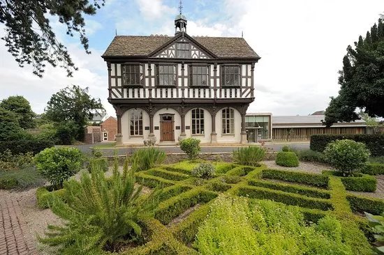 Grange Court