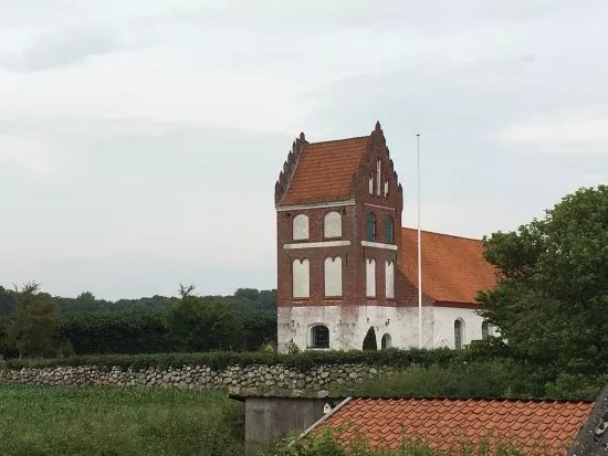 Helnaes Kirke