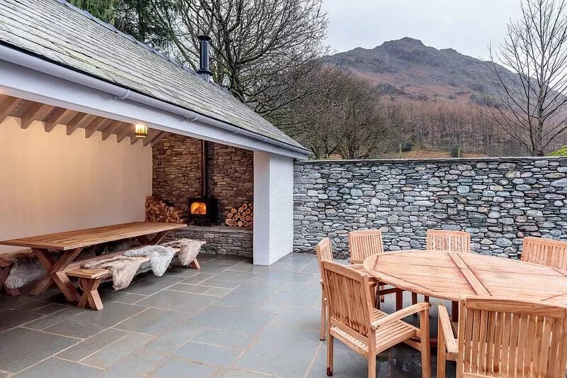 THE VICARAGE, family friendly, luxury holiday cottage in Rosthwaite
