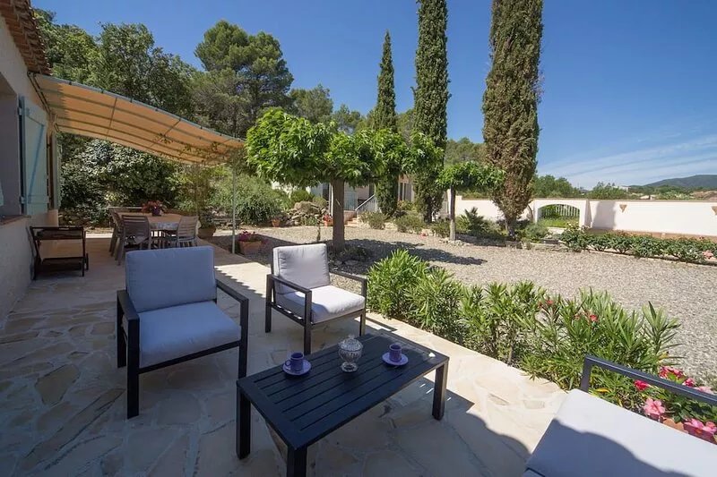 Holiday paradise with safe, heated swimming pool (April-Nov.) Panoramic views!