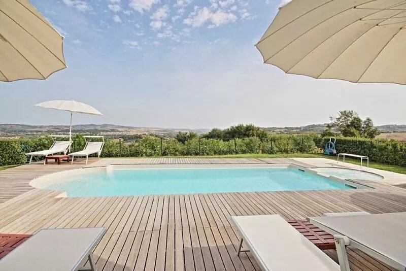 Special OFFER! Delicious retreat in amazing summer country w / pool near Urbino