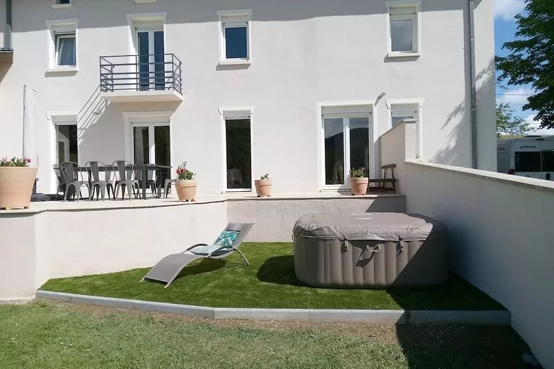 Grande Maison de Campagne Proche Montagne