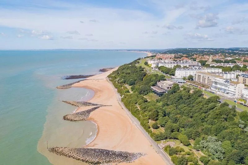 The View at Shoreline -  a holiday let by Bloom Stays that sleeps 4 guests  in