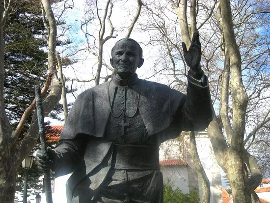Estatua Papa Joao Paulo II