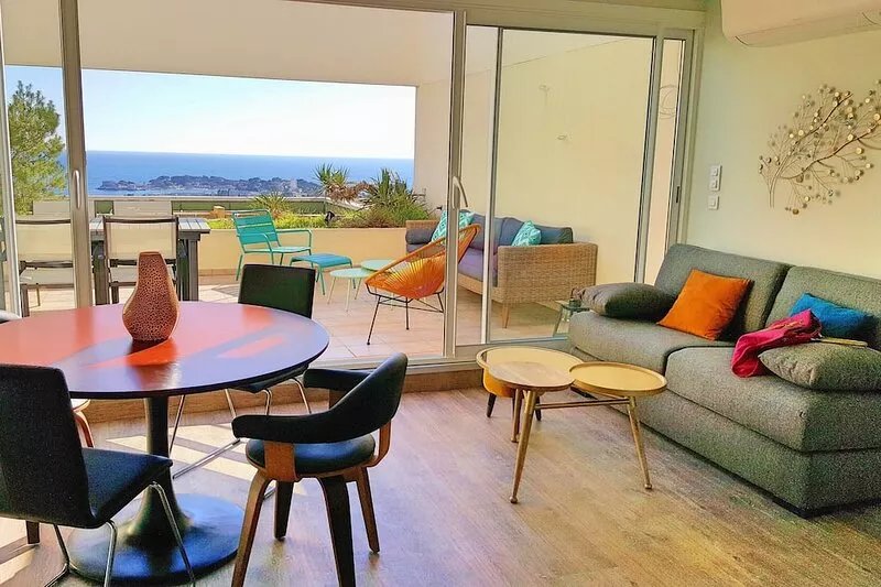 Le 22-Appartement, terrace with panoramic sea view
