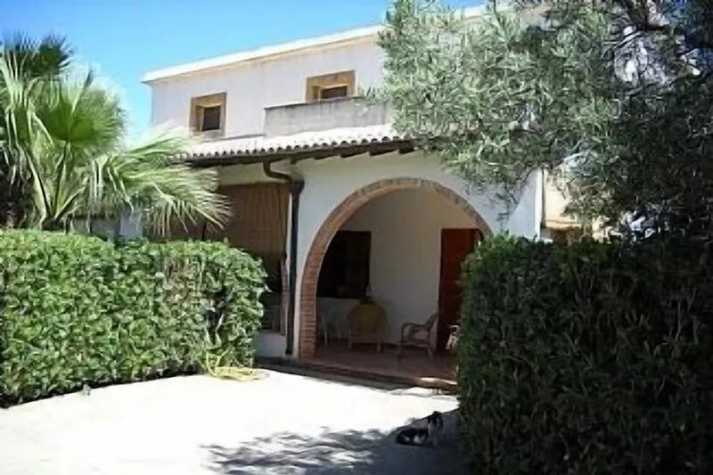 Apartment In A Villa In Mediterranean Style, Distance To The Sea Mt 400