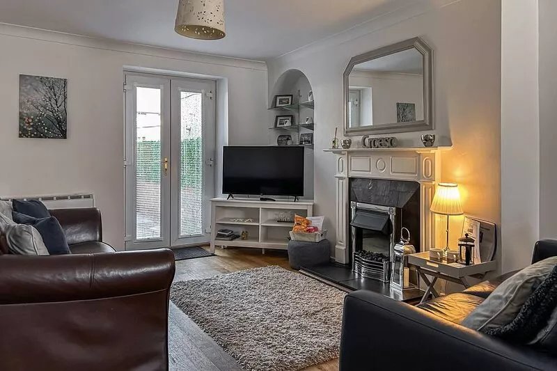 2 bedroom accommodation in Clynnog-Fawr, near Criccieth