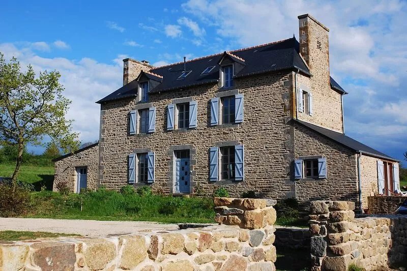 Family house ideally located close to Saint-Malo and Mont-Saint-Michel