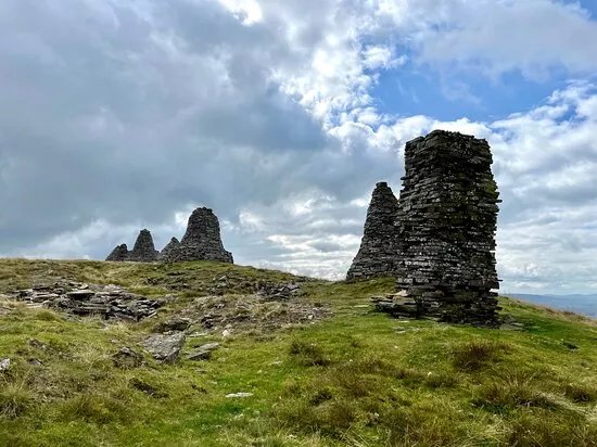 Nine Standards Rigg