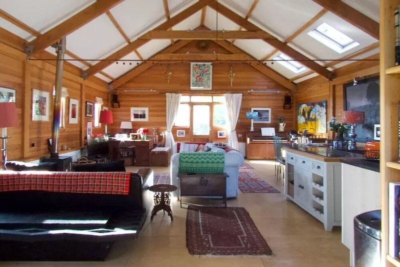 Quirky, rural retreat in secluded setting over-looking wooded valley