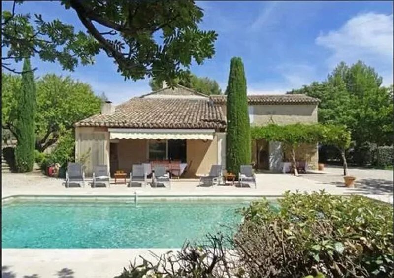 South Luberon, Mas of charm ****, 6 people, swimming pool, property of 1 ha