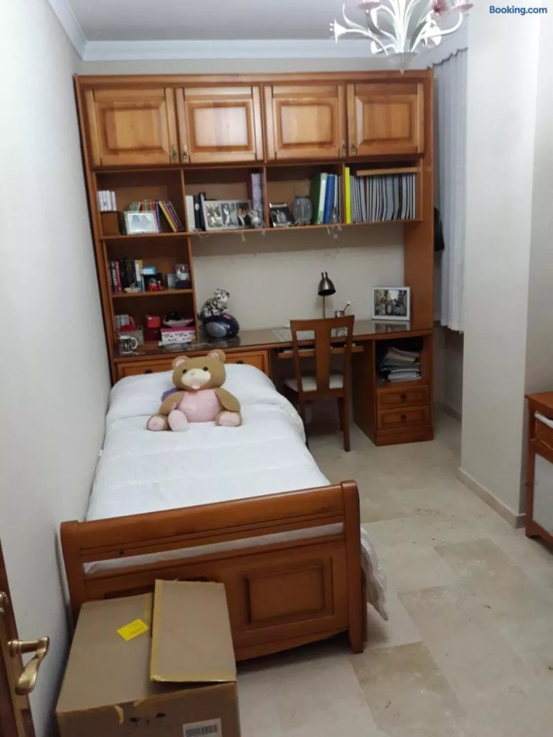 Habitacion Simple Con Espacios Comunes
