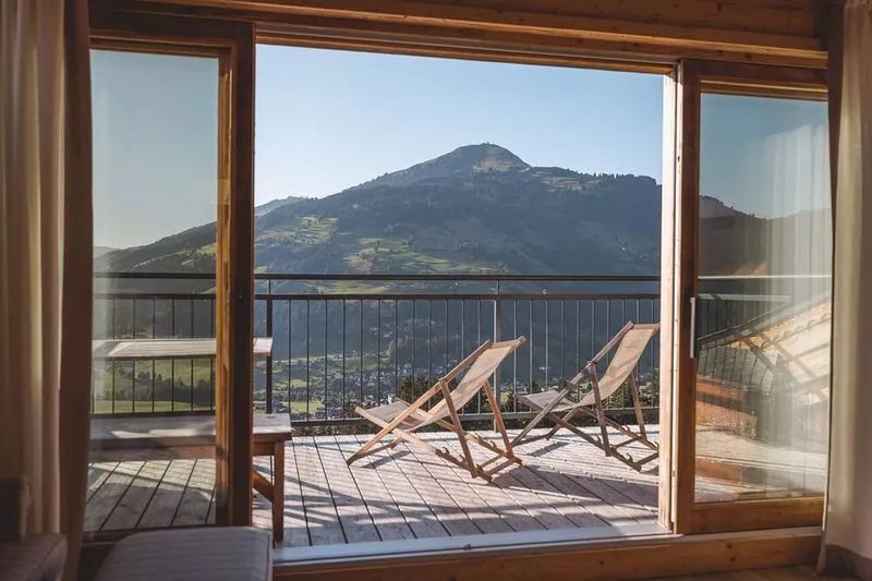 High quality apartment with sauna and dream view on the ski slope.