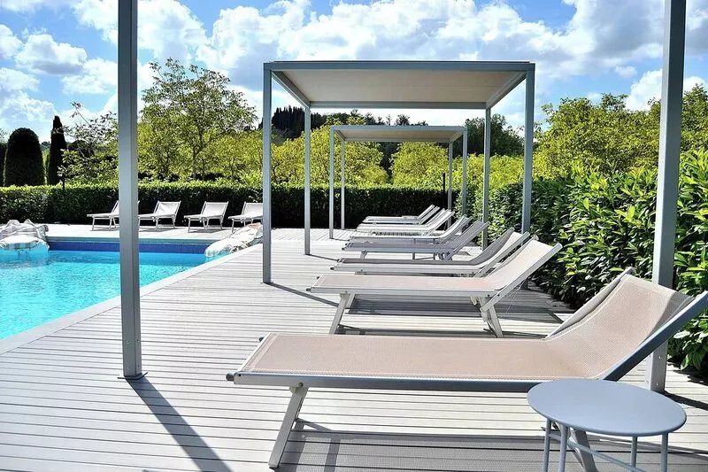 Entire Tuscan farmhouse with private pool between Siena and Florence