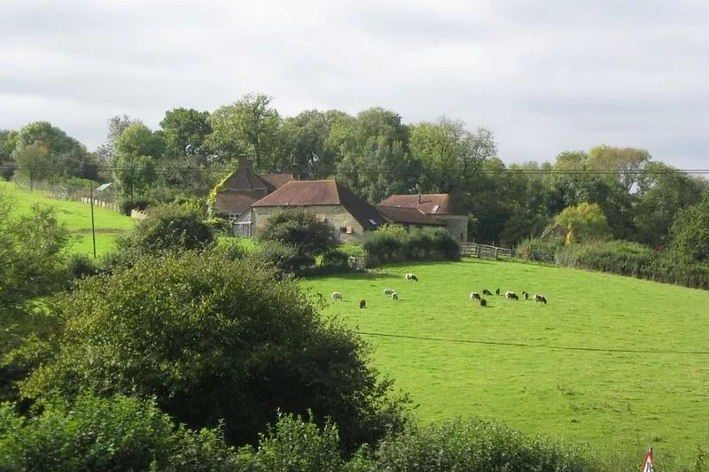 Beautifully Converted Oast House in an Idyllic Setting