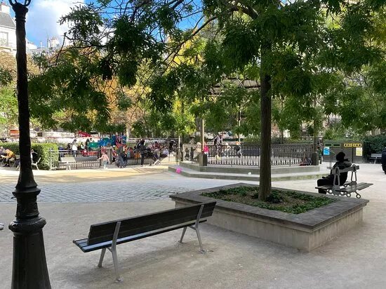 Square d'Anvers - Jean-Claude-Carriere