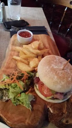THE BELL INN
