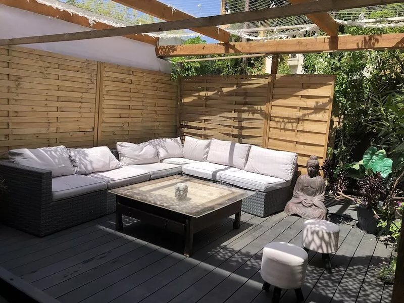 3p ground floor apartment 75 m2 large terrace 200m sea 2 parking spaces
