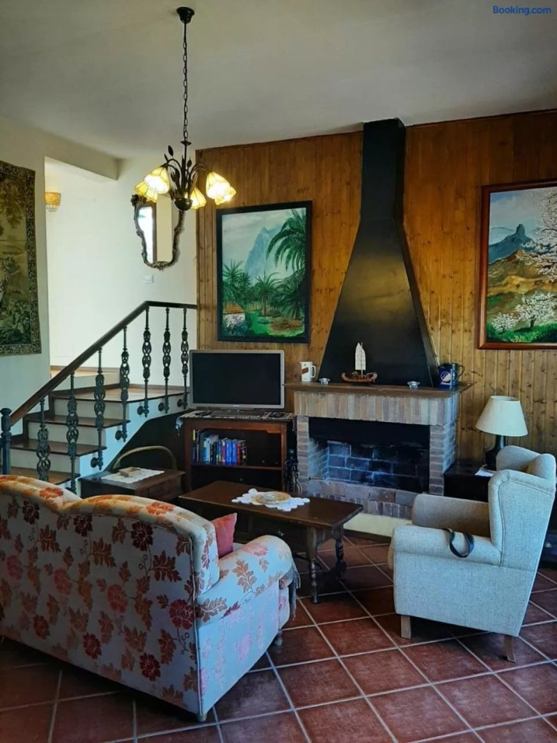 Casa Pedregal