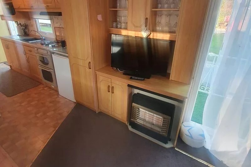 Beachfront 6 Berth Caravan, 5mins walk to Fantasy Island