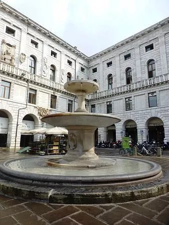 Fontana di Piazza delle Erbe