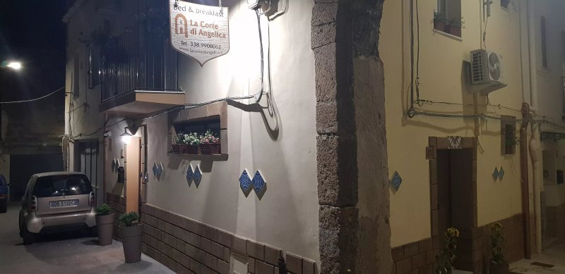 La Corte Di Angelica B&B