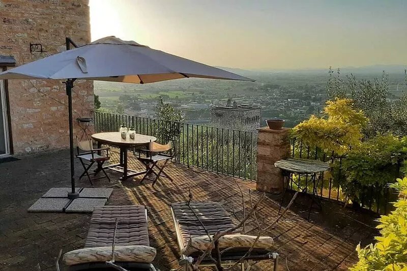 Romantic historical residence with large panoramic terrace and breathtaking