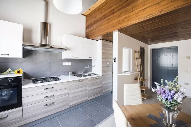 101 Via Esino (one bedroom apartment)