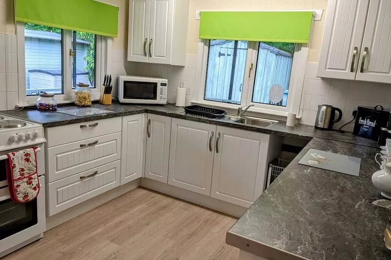 Holiday cottage tummel valley beautiful views. Own garden dog friendly