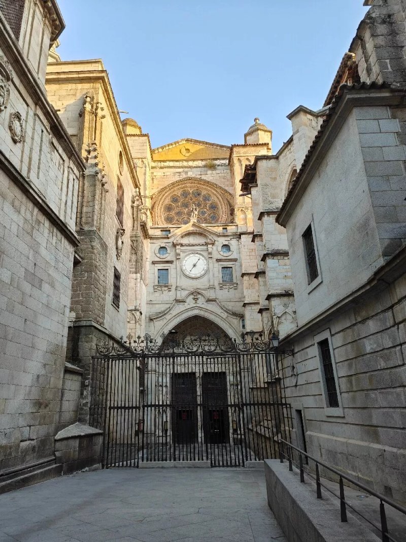 Puerta del reloj - Toledo