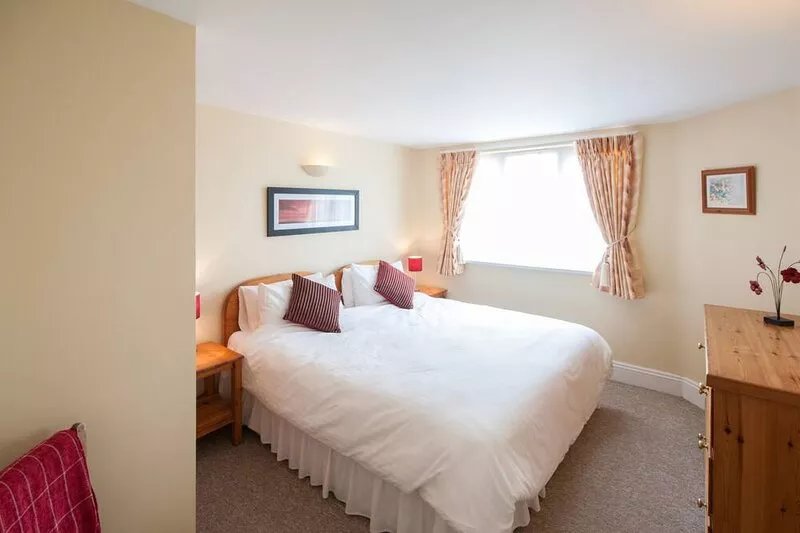 Drake Apartment-Standard - 1 Bed - River view