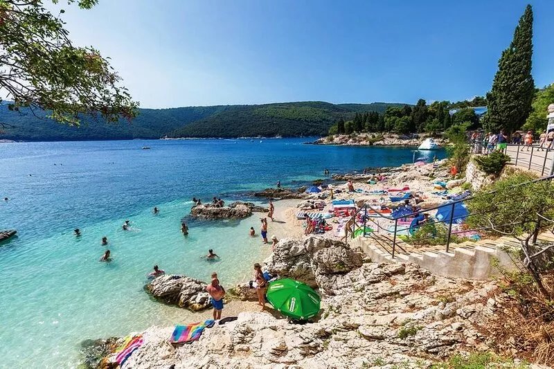 Ideal for family holidays in traditional and quiet location