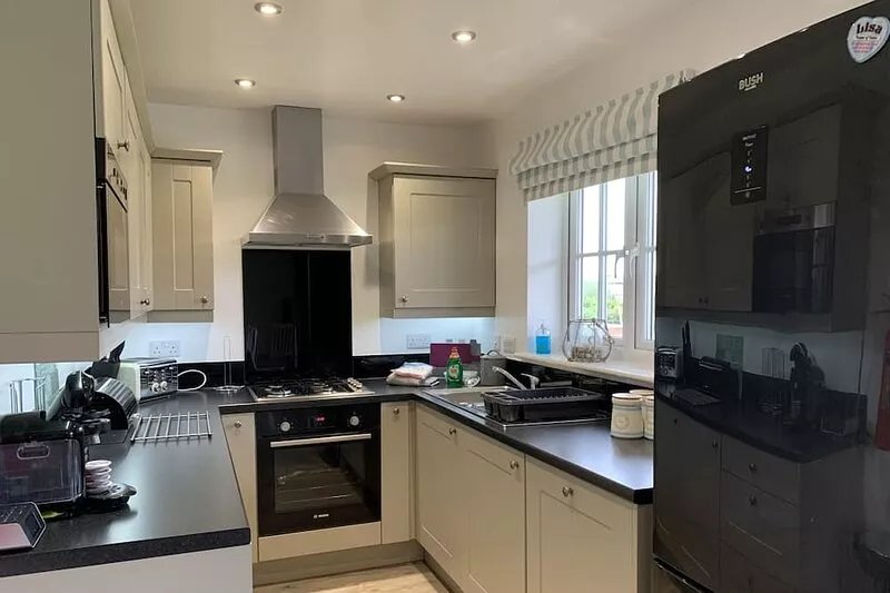 Sea Urchins Cottage -  a cottage that sleeps 5 guests  in 2 bedrooms
