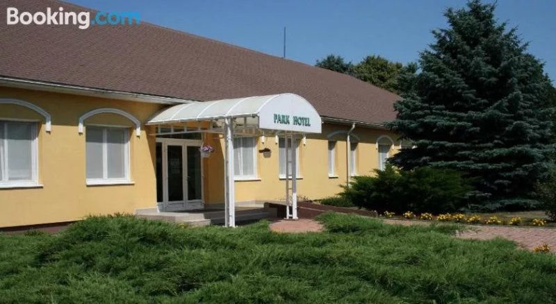 Park Hotel Es Rendezveny Centrum Babolna