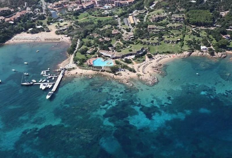 Sea view apartment in Portocervo, direct beach access