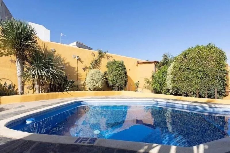 Eden Rentals North Paradise House B